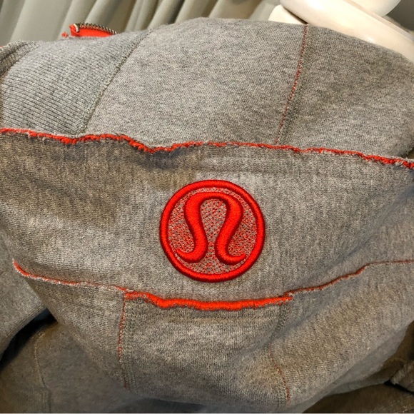 Lululemon Cropped Hoodie Zip Sweater Orange and Gray Size 4 - Picture 8 of 11